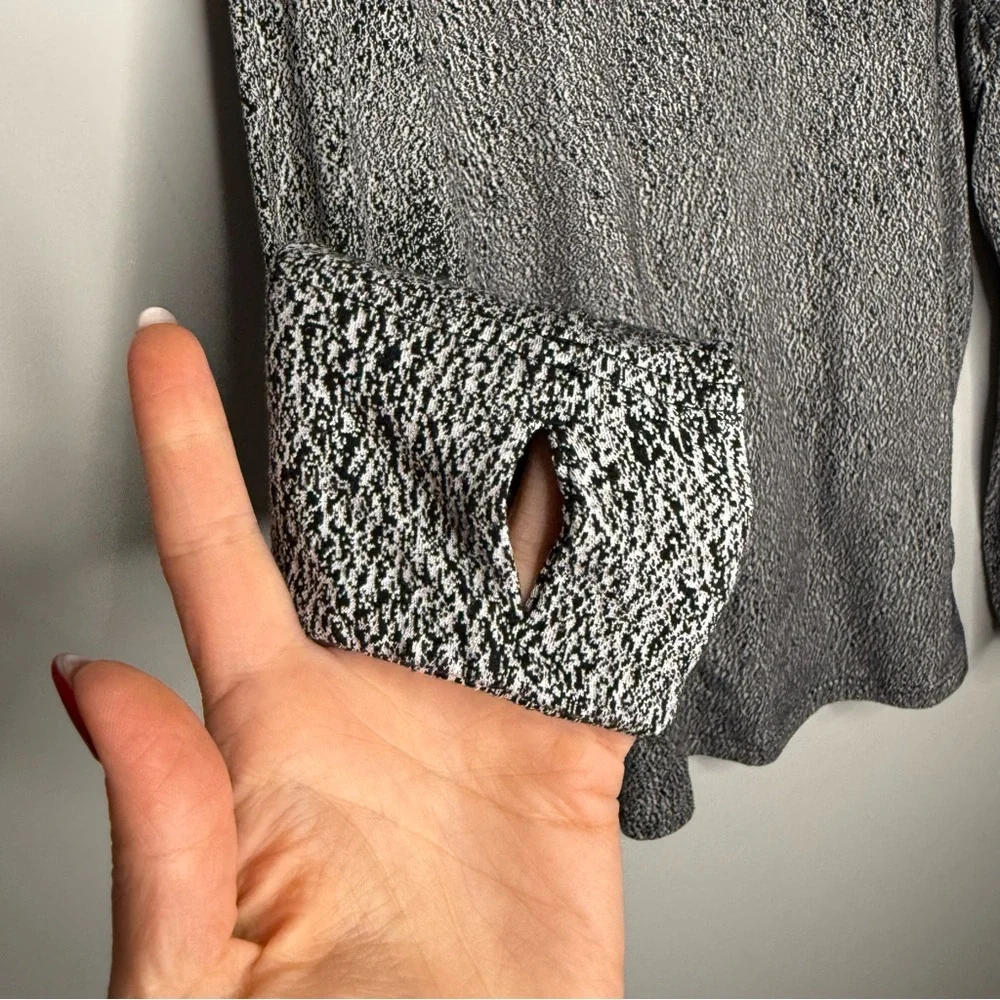 J6 Lululemon Ready To‎ Rulu Turtleneck Pullover Shirt Spray Jacquard White